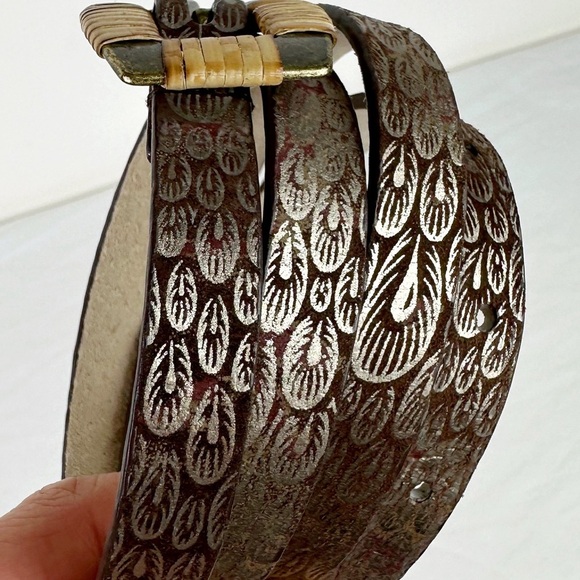 Chico's Vintage Metallic Feather Brown Leather Belt - Picture 6 of 7